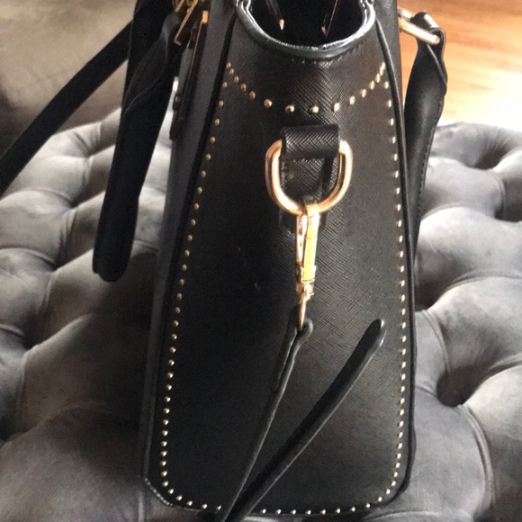 Purse - Picture 3 of 4